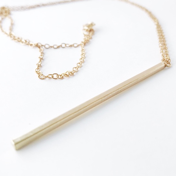 🌻5 FOR $25🌻 Vertical Gold Bar Chain Necklace - Picture 3 of 4
